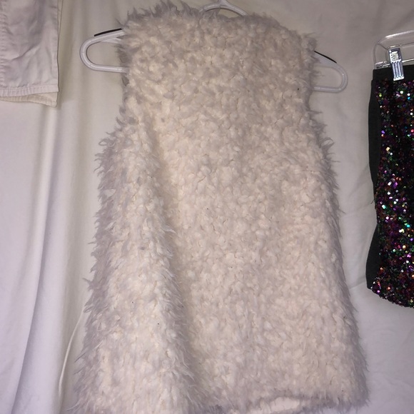 FURY VEST AND SEQUIN SKIRT (girls) - Picture 3 of 8